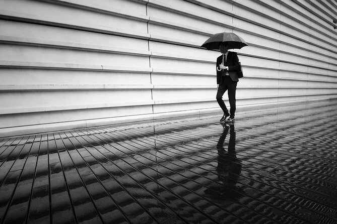 Urban Geometry with Laurence Bouchard - Ebisu Garden Place and its trellised shadows