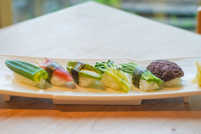 Vegan Friendly Sushi & Okonomiyaki Shibuya Night Foodie Tour - The final bar and its view over the crossing