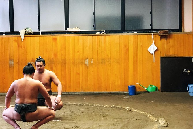 Watch Sumo Morning Practice at Stable in Tokyo - Practice length and Tokyo tournament season