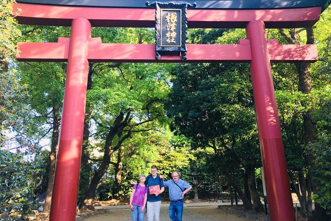 Yanaka Historical Walking Tour in Tokyo's Old Town - Beginning at Nezu Shrine and its red Torii gates