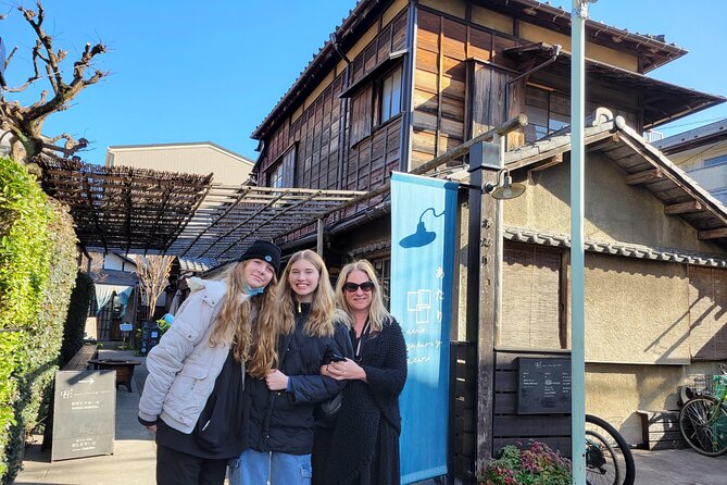 Yanaka Walking Tour: Historic and Traditional District of Tokyo - Afternoon art in an old bathhouse