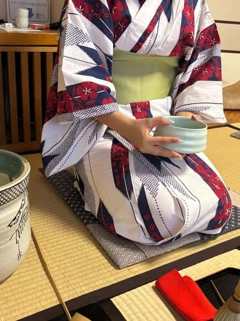 Yokohama : Tea Ceremony with Sweets and Souvenir - Who Will Enjoy This Most?