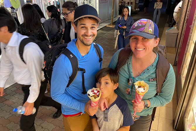 Yummy Harajuku Colorful Family Food Tour Kids Free by Expert - The animal cafe question