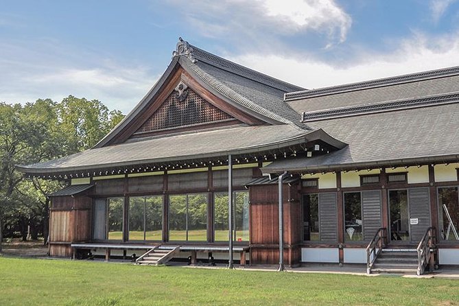 A Tour to Explore the Symbol of Osaka: Osaka Castle - Tour Details and Logistics