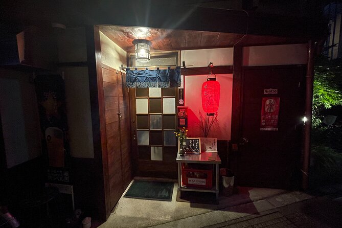 Bar and Izakaya Hopping Night Tour in Takayama - Included Food and Drinks