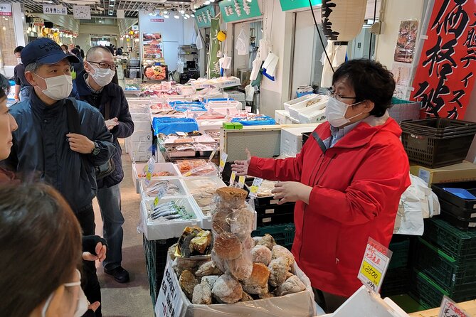 Breakfast at Tsukiji Market Tour - Inclusions