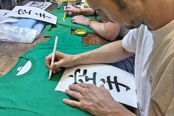 Calligraphy on T-Shirt and Lantern in Sumida - Pricing and Reviews