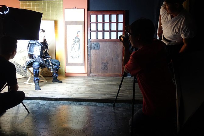 Experience of Samurai and Samurai License of Samurai Armor Photo Studio - Logistics