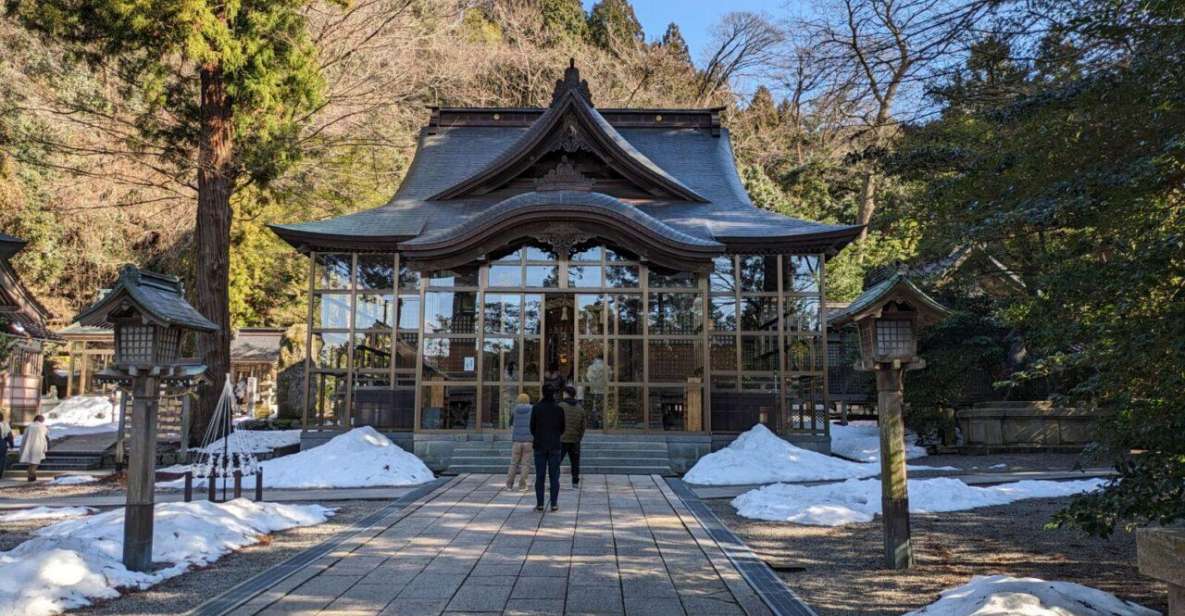 From Kanazawa: Temples, Panoramic Landscape and Butterflies - Highlights