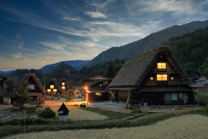 Gokayama and Shirakawago Photoshoot by Professional Photographer - Photographers Expertise