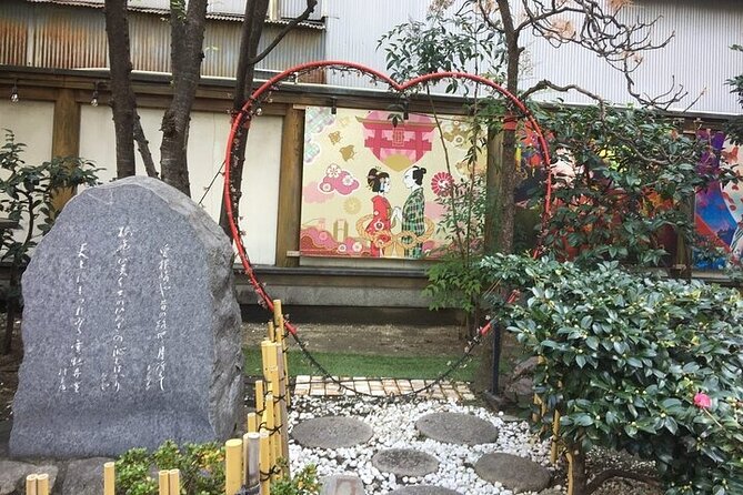 Half-Day Private Guided Tour to Osaka Kita Modern City - Guide and Fees