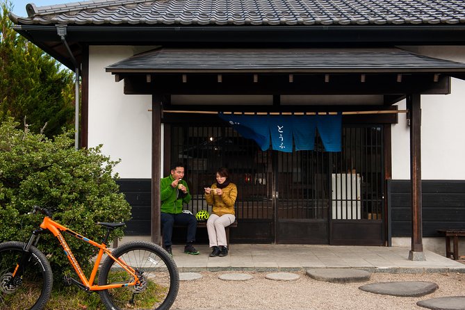 Japans Original Scenery! Gourmet and Shopping Course of Satoyama - Shopping Opportunities