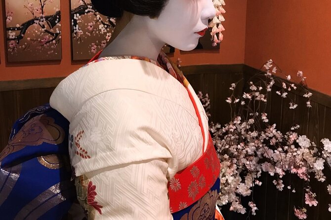 Kaiseki Cuisine and Geisha Entertainment - Indulge in Authentic Japanese Cuisine