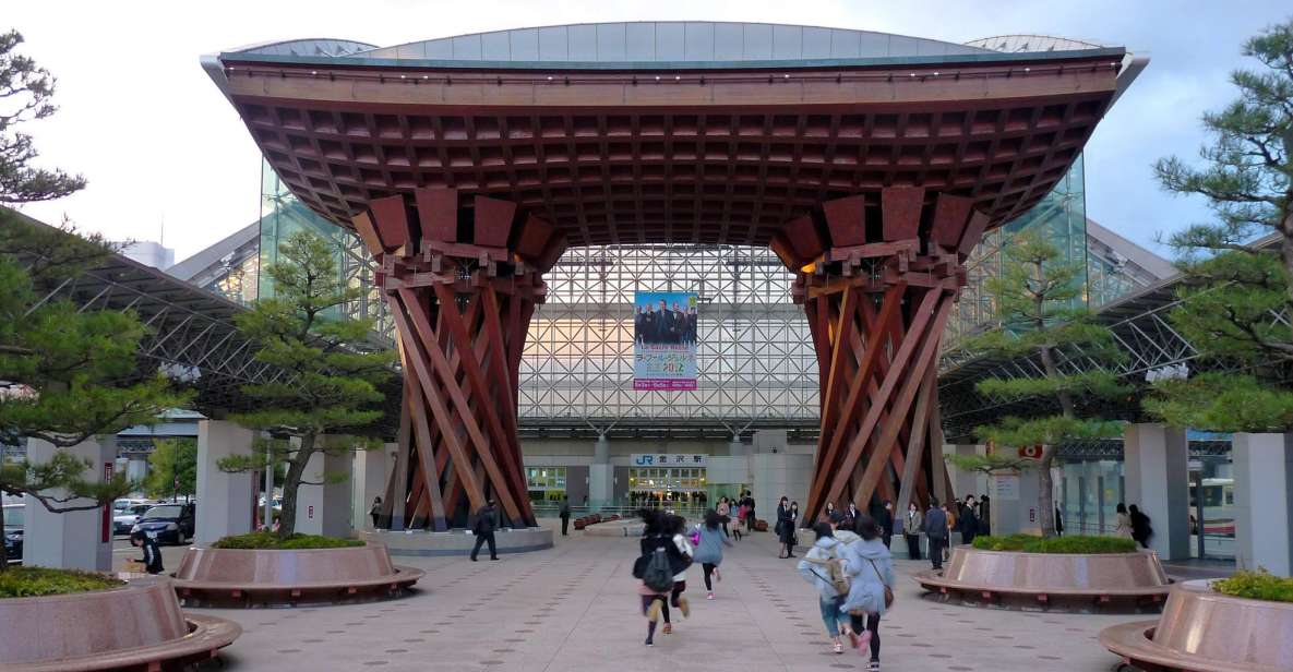 Kanazawa Like a Local: Customized Guided Tour - Tour Experience