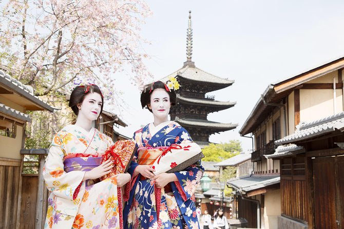 Kyoto Kiyomizudera Temple: Maiko Strolling Plan 22,000yen - Meeting Point