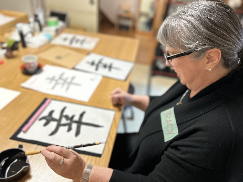 Kyoto: Local Home Visit and Japanese Calligraphy Class - Activity Description