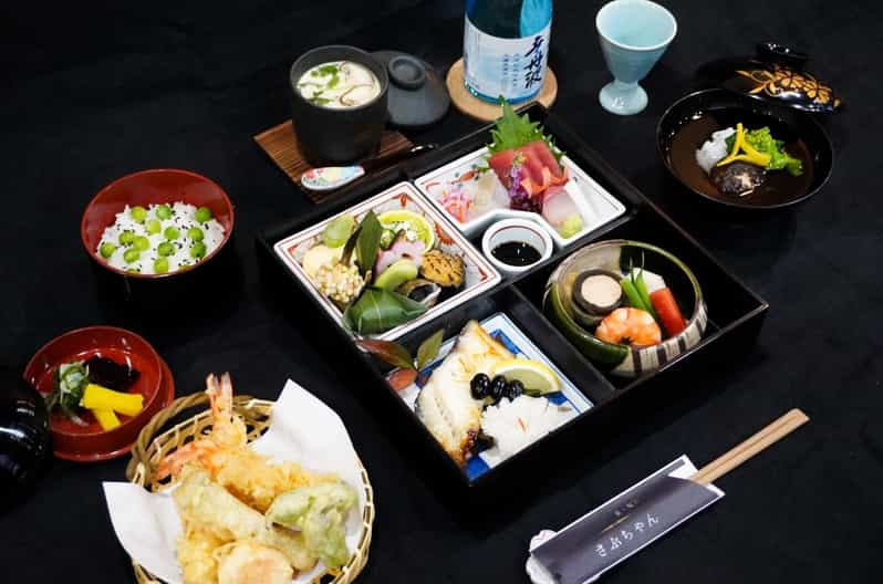 Learn&Eat Traditional Japanese Cuisine and Sake at Izakaya - Activity Description