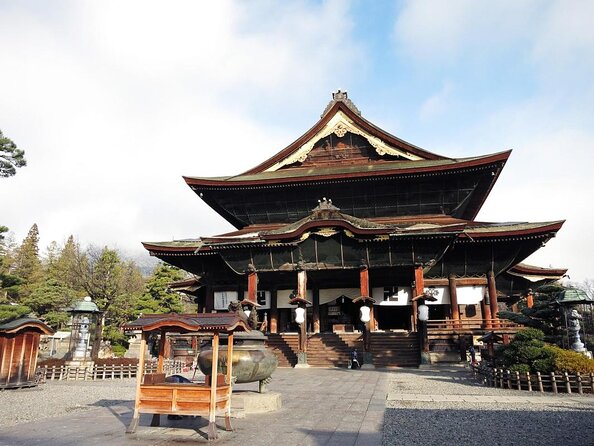 Matsumoto Private One Day Tour From Nagano - Meeting and Pickup Details