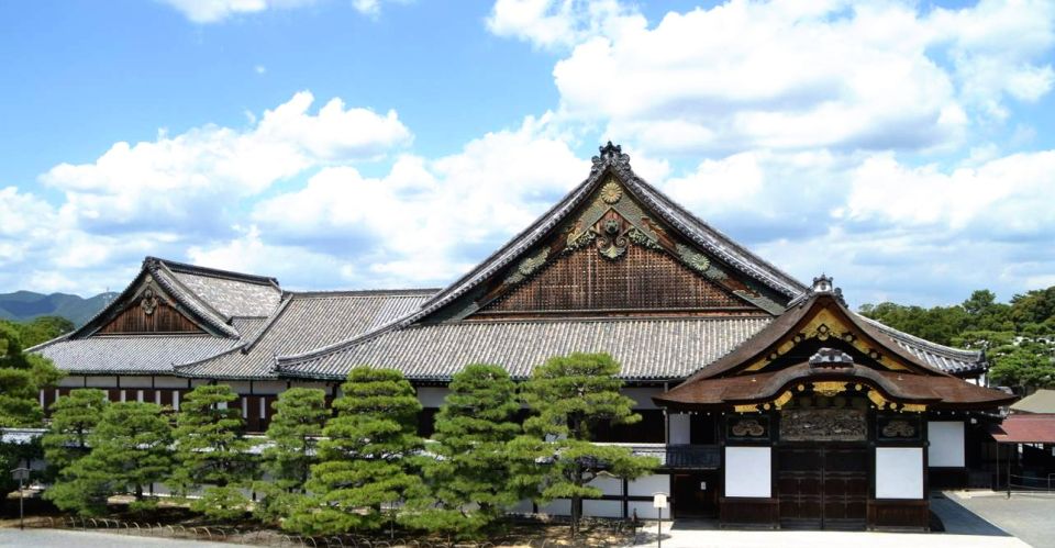 Nijo Castle Ninomaru Palace Ticket & Transfer From/To Osaka - Highlights and Palace Exploration