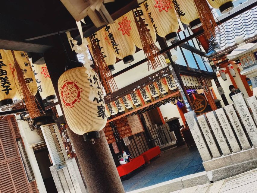 Osaka: Guided Walking Tour to Castle, Shinsekai, & Dotonbori - Tour Highlights