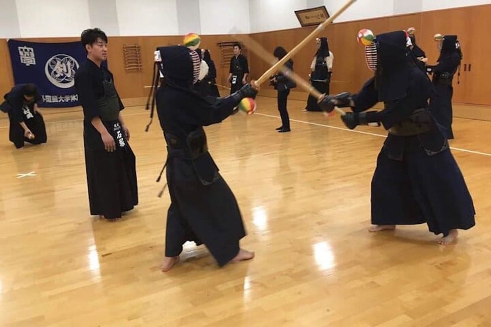 Osaka: Kendo Workshop Experience - Instructor Expertise