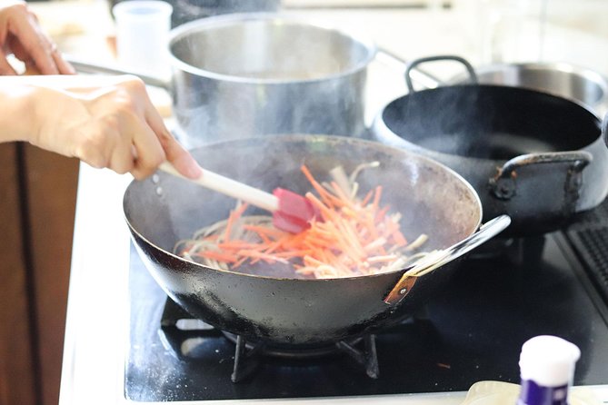 Private Cooking Class With a Sapporo Local Kanae in Her Home - Meeting and Pickup Details