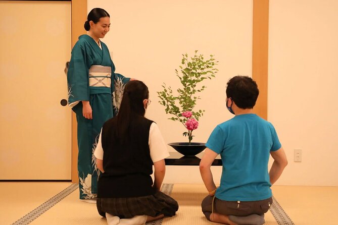 Private Japanese Traditional Flower Arrangement in Tokyo - Whats Included in the Activity