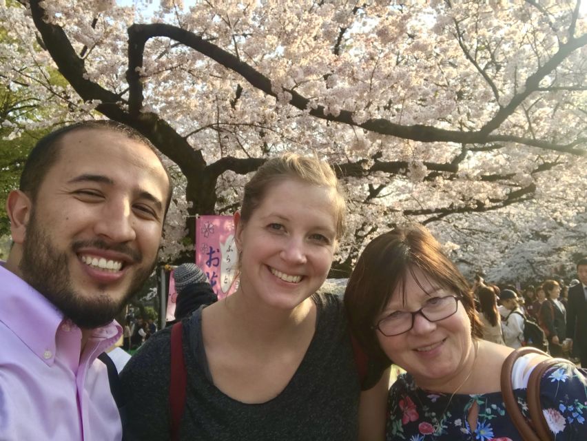 Sakura in Tokyo: Cherry Blossom Experience - Experience Description