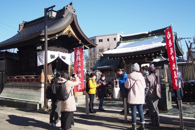 Small Group Sightseeing Tour Visit to Toyama With Lunch Included - Tour Details