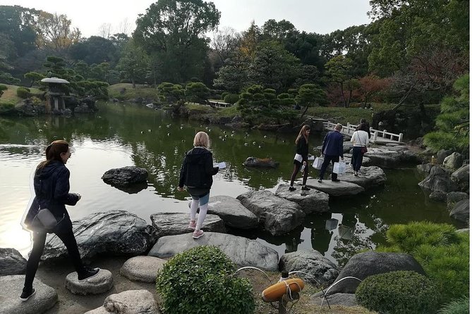 Tokyo Highlights, Imperial Palace, Kiyosumi Garden, Ukiyo-e Museum - Tranquility at Kiyosumi Garden