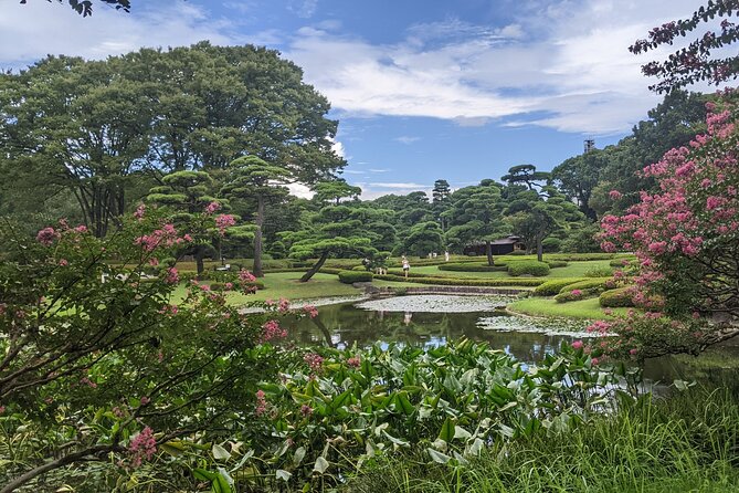 Tokyo Imperial Palace Higashi Gyoen Wellness Tour With Lunch - Lunch Experience Details