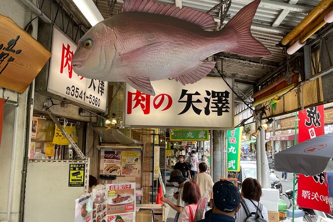 Tsukiji Outer Market Tour With Unlimited Sake Tastings - Location and Logistics