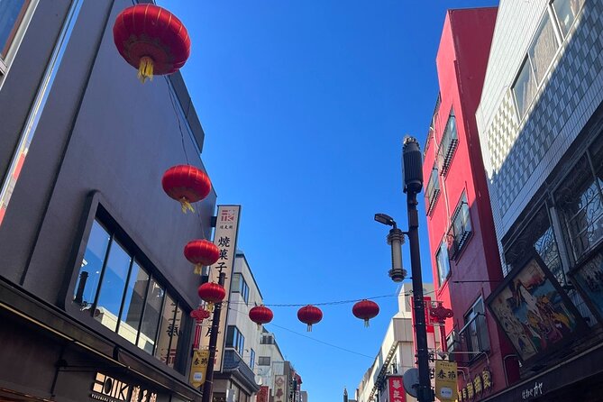 Yokohama Chinatown Eat and Walking Tour - Shopping Spots