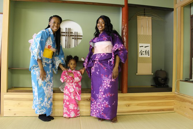 Yukata Dressing Workshop - Guide-Interpreter