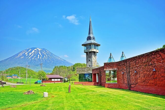 1 Hour Private Photoshoot in Niseko - Transportation and Entrance Fees