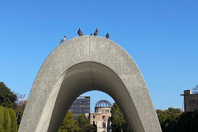 4 Hour Private Tour Highlight of Hiroshima With Licensed Guide - Guide Expertise and Experience