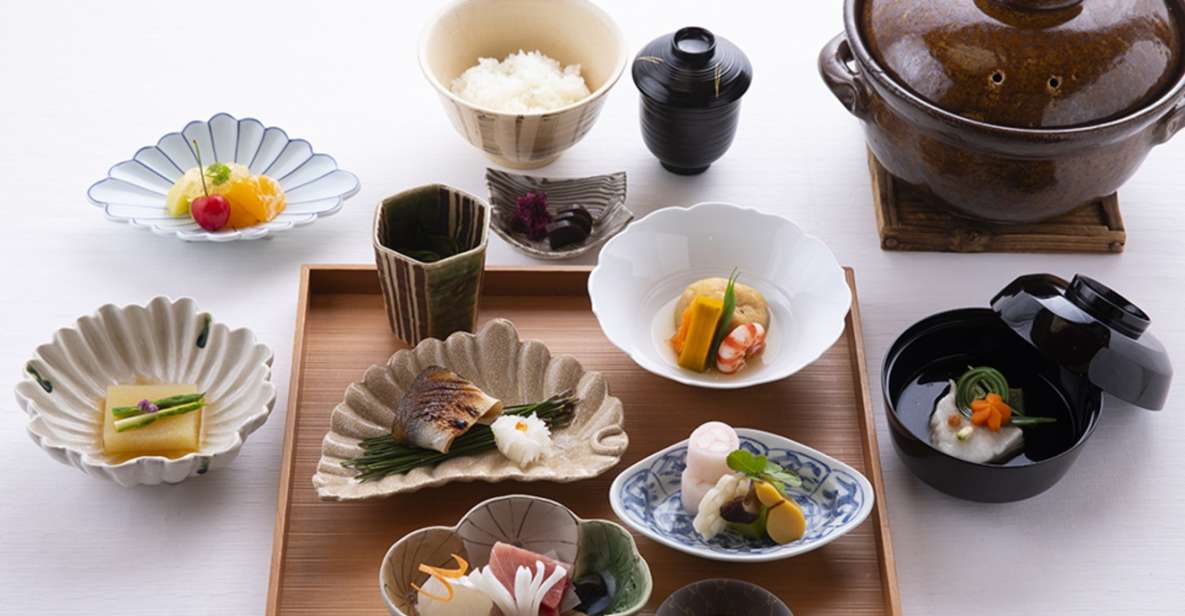Asakusa: Exquisite Lunch After History Tour - Group Size and Language