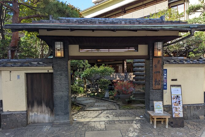 Asakusa: Traditional Exquisite Lunch After History Tour - Lunch Experience