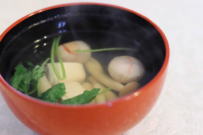 Authentic Seasonal Japanese Home Cooking Lesson With a Charming Local in Kyoto - Reviews