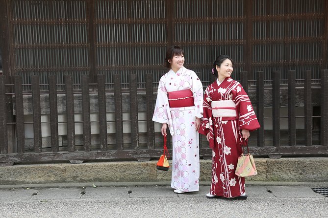 Experience With Kimono! Castle Town Retro Tour Local Tour & Guide - Cancellation Policy