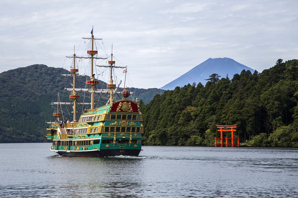 From Tokyo: Private Day Trip to Hakone With Lake Ashi Cruise - Key Highlights