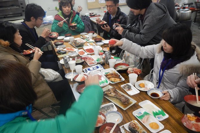 Good Morning Breakfast at Local Fish Market With a Guide - Directions and Logistics