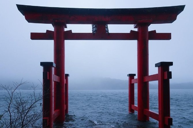 Hakone, Majestic Moment Waiting! - Historical Insights and Cultural Gems