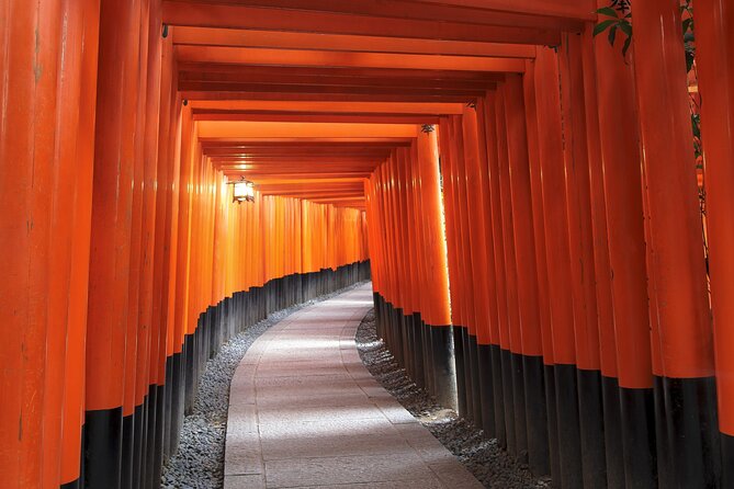 Japanese Sake Brewery and Fushimi Inari Sightseeing Tour - Transportation Details