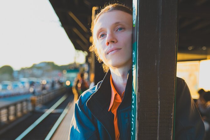 Kamakura Tour With Pro Photographer: Anime Train & Fuji Sunset - Portrait Session Details