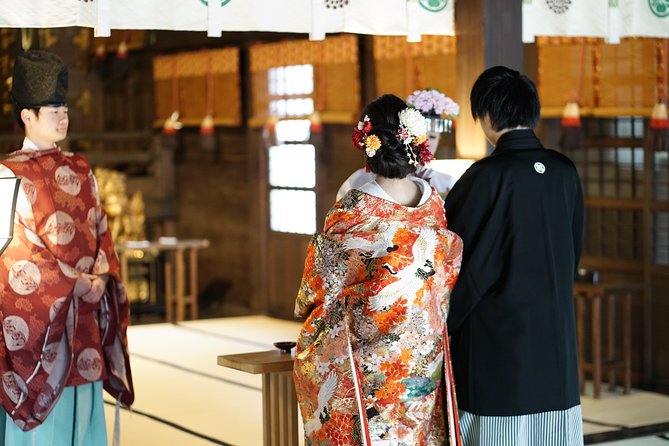 Kimono Wedding Photo Shot in Shrine Ceremony and Garden - Shrine Ceremony Details