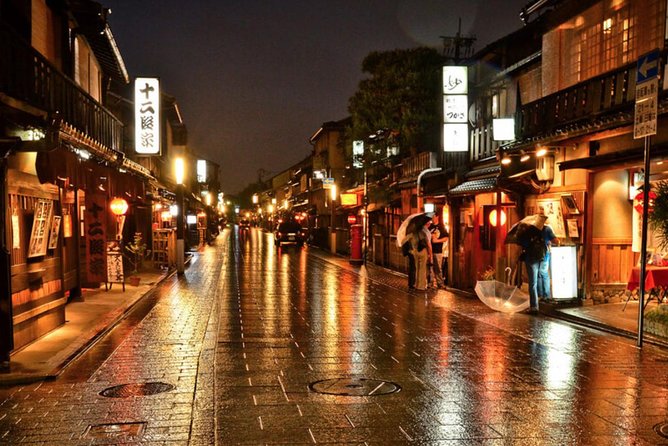 Kyoto Evening Gion Food Tour Including Kaiseki Dinner - Tour Itinerary and Key Stops