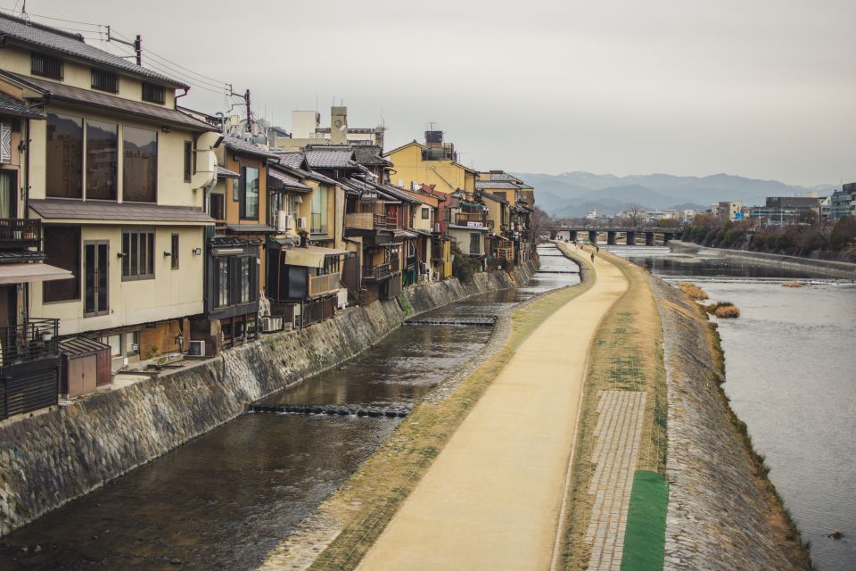 Kyoto: Geisha Arts Gion Cultural Walk With Geisha Show - Customer Reviews