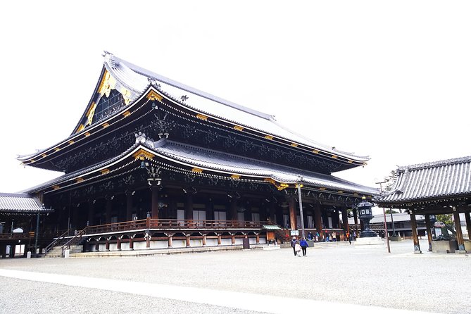 Kyoto Imperial Palace and Nijo Castle Walking Tour - Accessibility Details