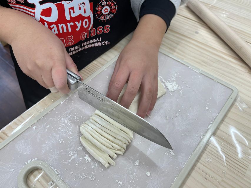 Kyoto: Japanese Udon and Sushi Cooking Class With Tastings - Whats Included